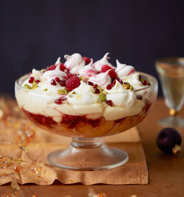 Raspberry and Prosecco trifle