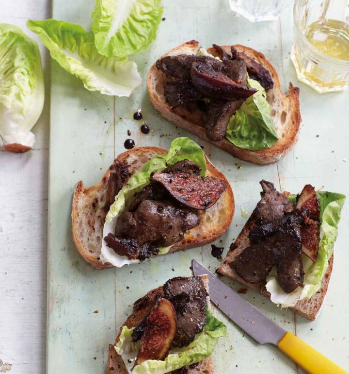 Sticky chicken livers on toast