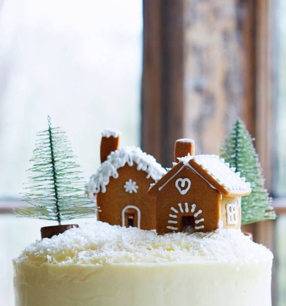 Mini gingerbread houses