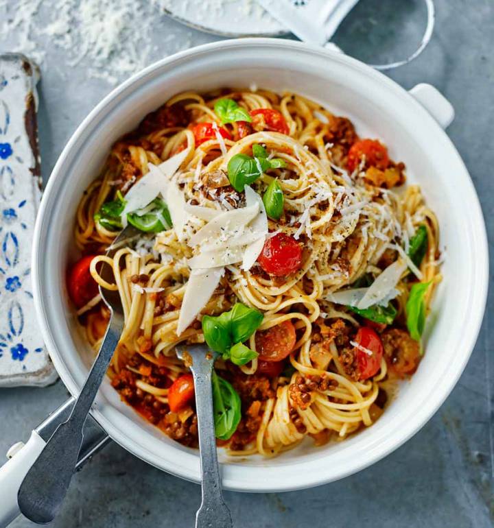 Summery lentil and tomato Bolognese