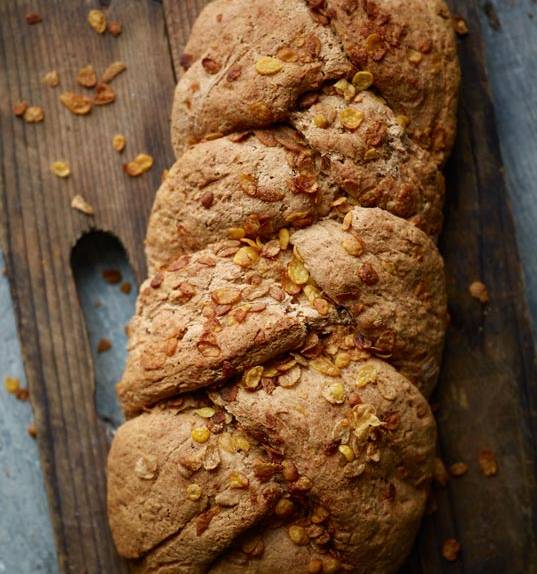 Milk and honey spelt loaf