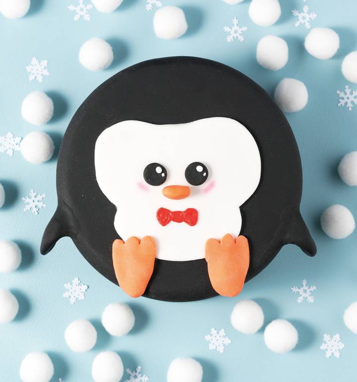Christmas penguin cake