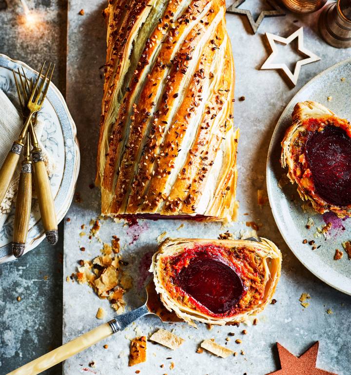 Moroccan spiced beetroot and squash wellington recipe | Sainsbury`s ...