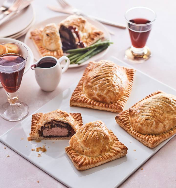 Individual minted lamb wellingtons