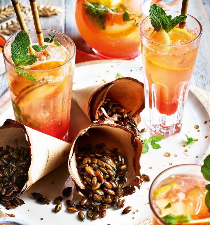 Blood orange and ginger pitcher