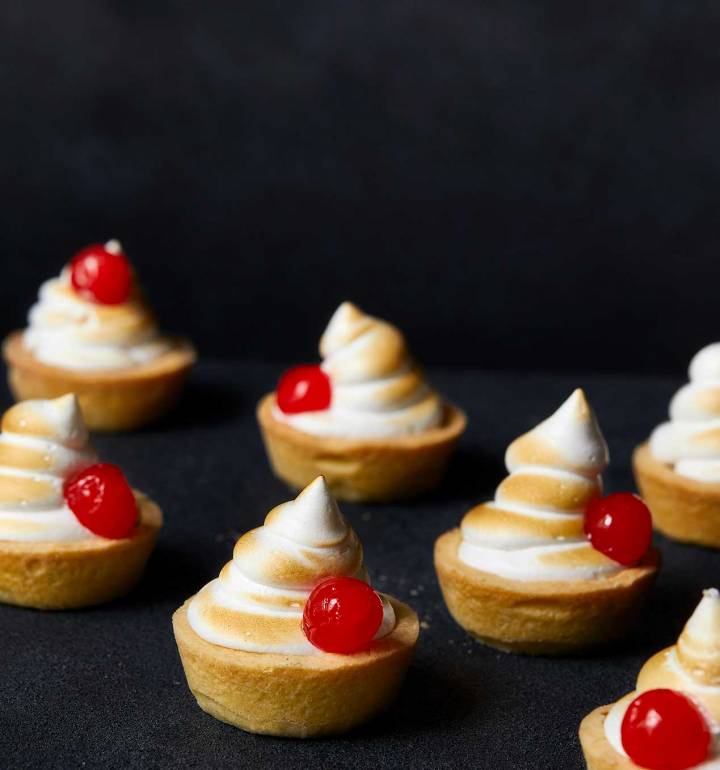 Amaretto mince pies