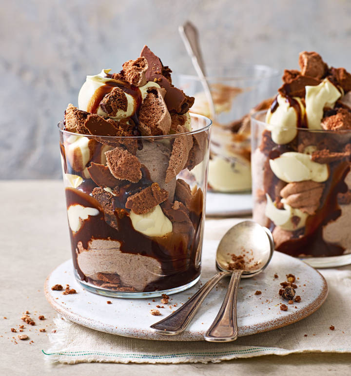 Cookies and cream mess