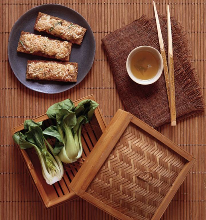 Sesame prawn toasts