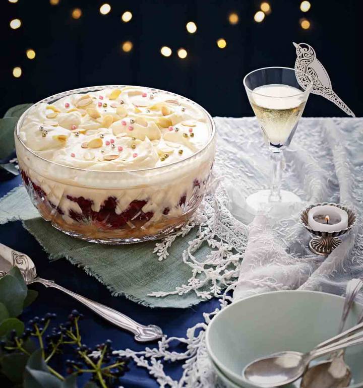 Boozy raspberry lemon trifle