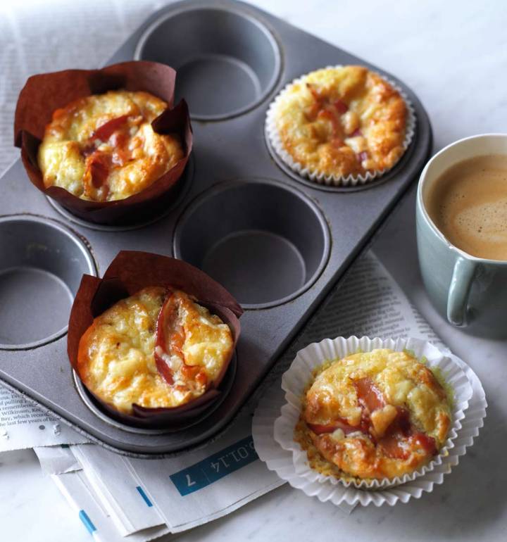 Pancetta, cheddar and tomato muffins