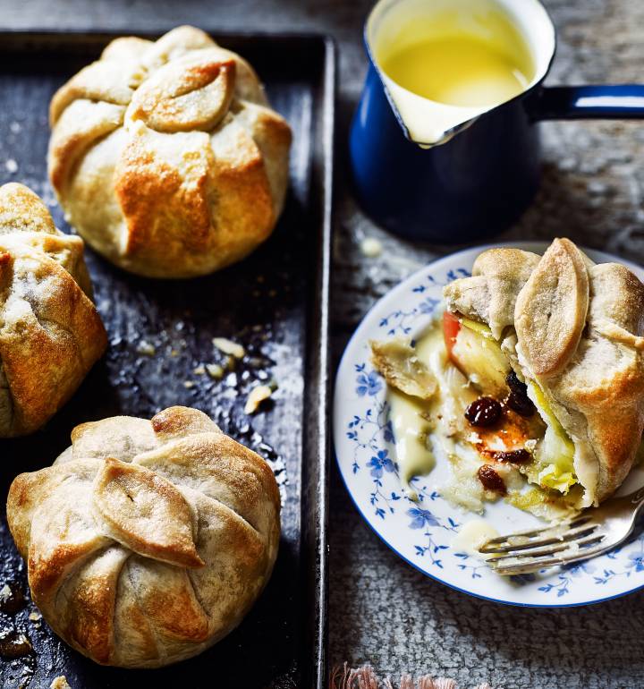 Devon apple dumplings