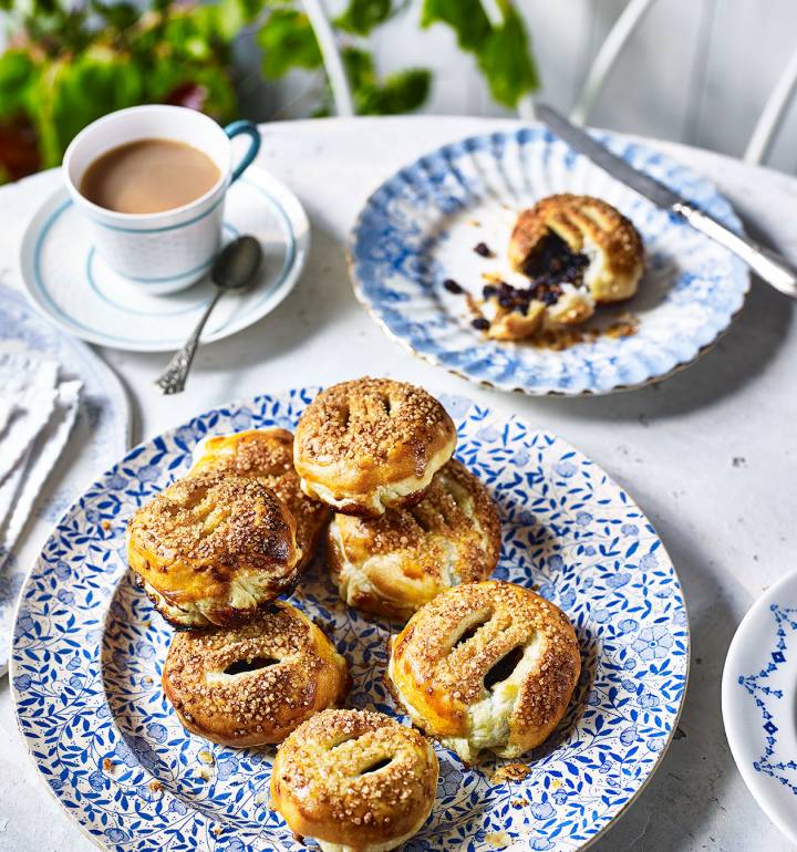 Eccles cakes