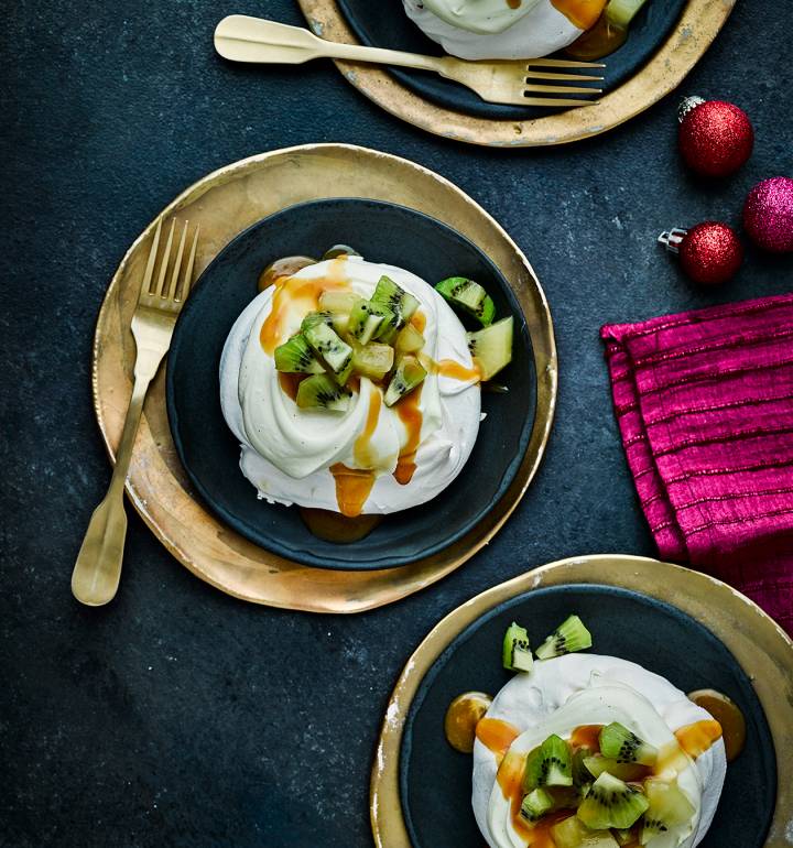 Kiwi and salted caramel mini pavlovas