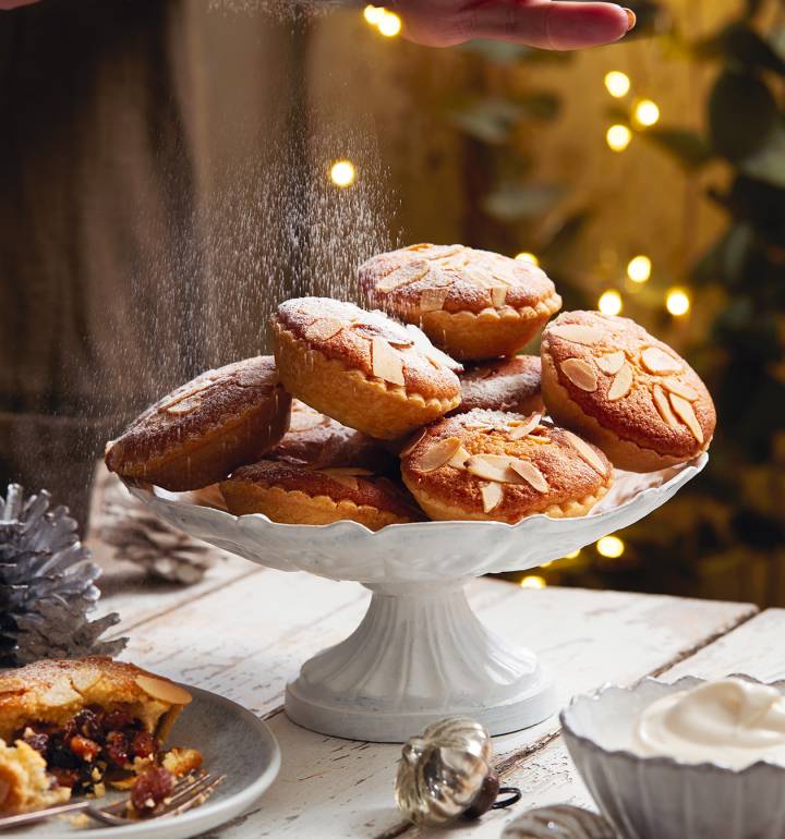 Frangipane mince pies from Billington's