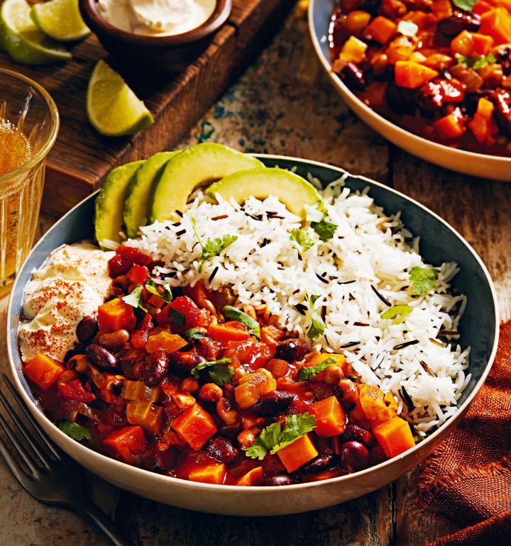 Sponsored: Sweet potato and bean chilli from Knorr Stock Pots
