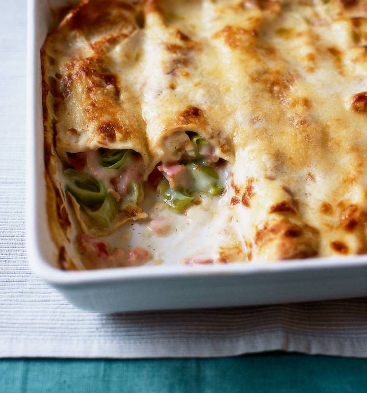 Leek and bacon pancake bake