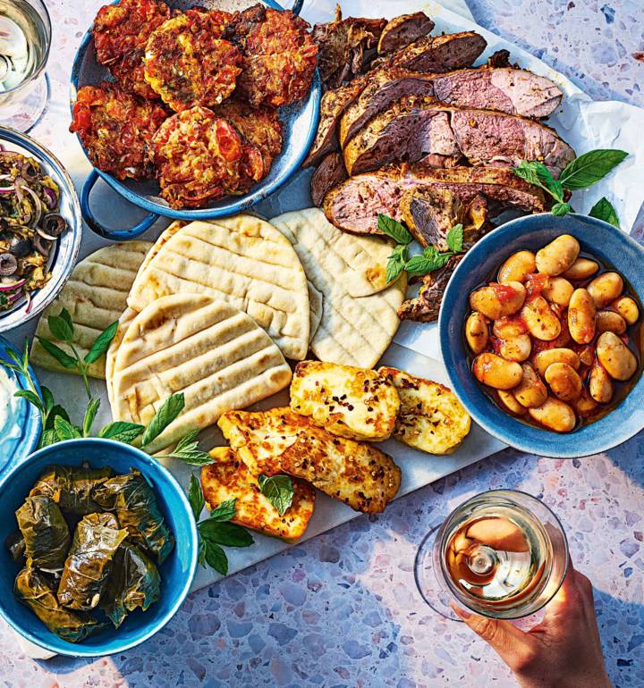 Greek-style sharing board