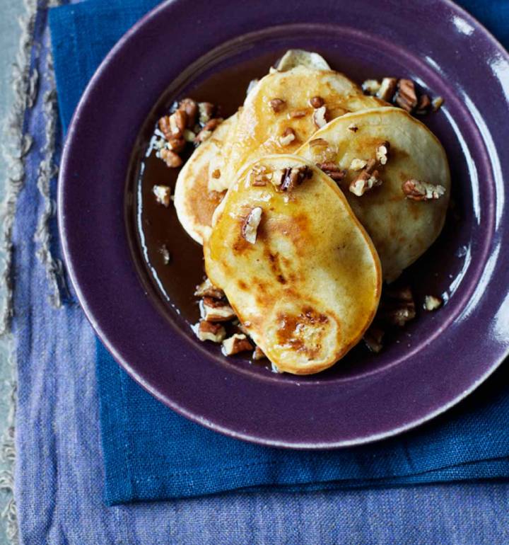 Banana pecan pancakes