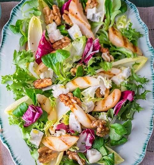 Gorgonzola and pear salad with caramelised walnuts and radicchio