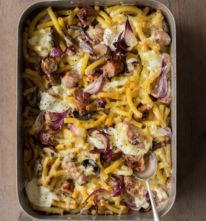 Sausage, cheddar and mushroom pasta bake