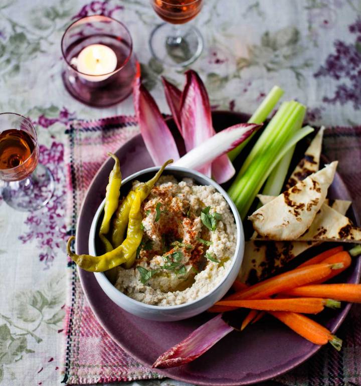 Celeriac and hazelnut ‘houmous’