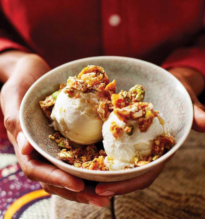 Spiced nut brittle