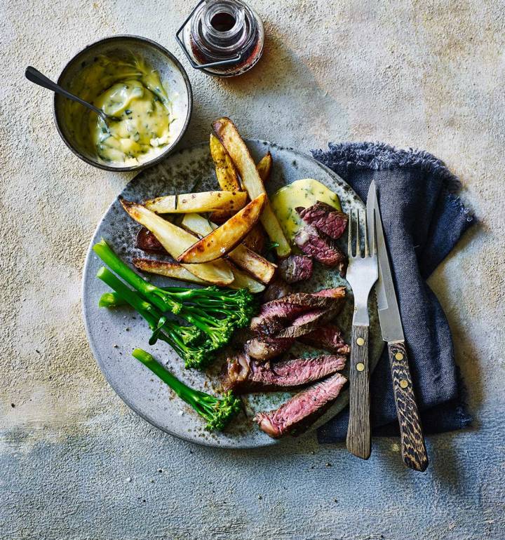 Soy-butter steak with béarnaise sauce