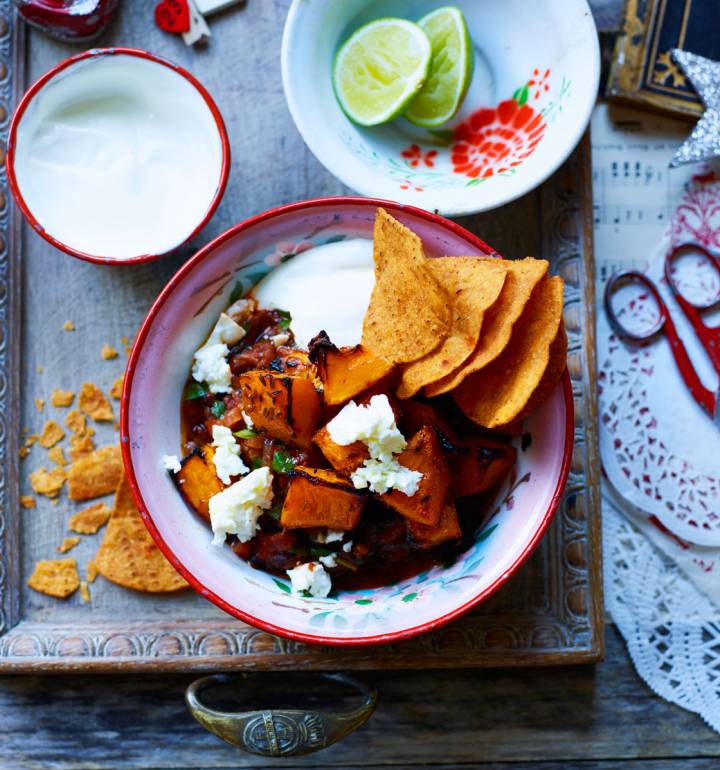 Mexican black bean and squash burrito bowl