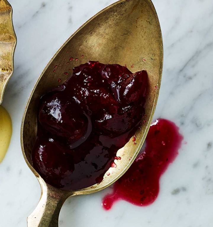 Spiced cranberry sauce