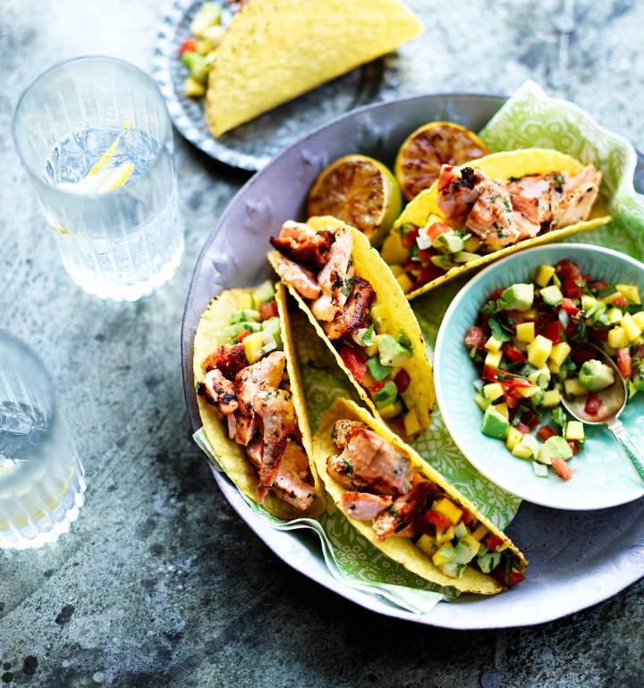 Gin and tonic salmon tacos