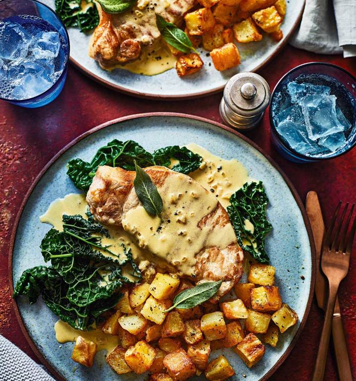 Pork steaks with cider peppercorn sauce