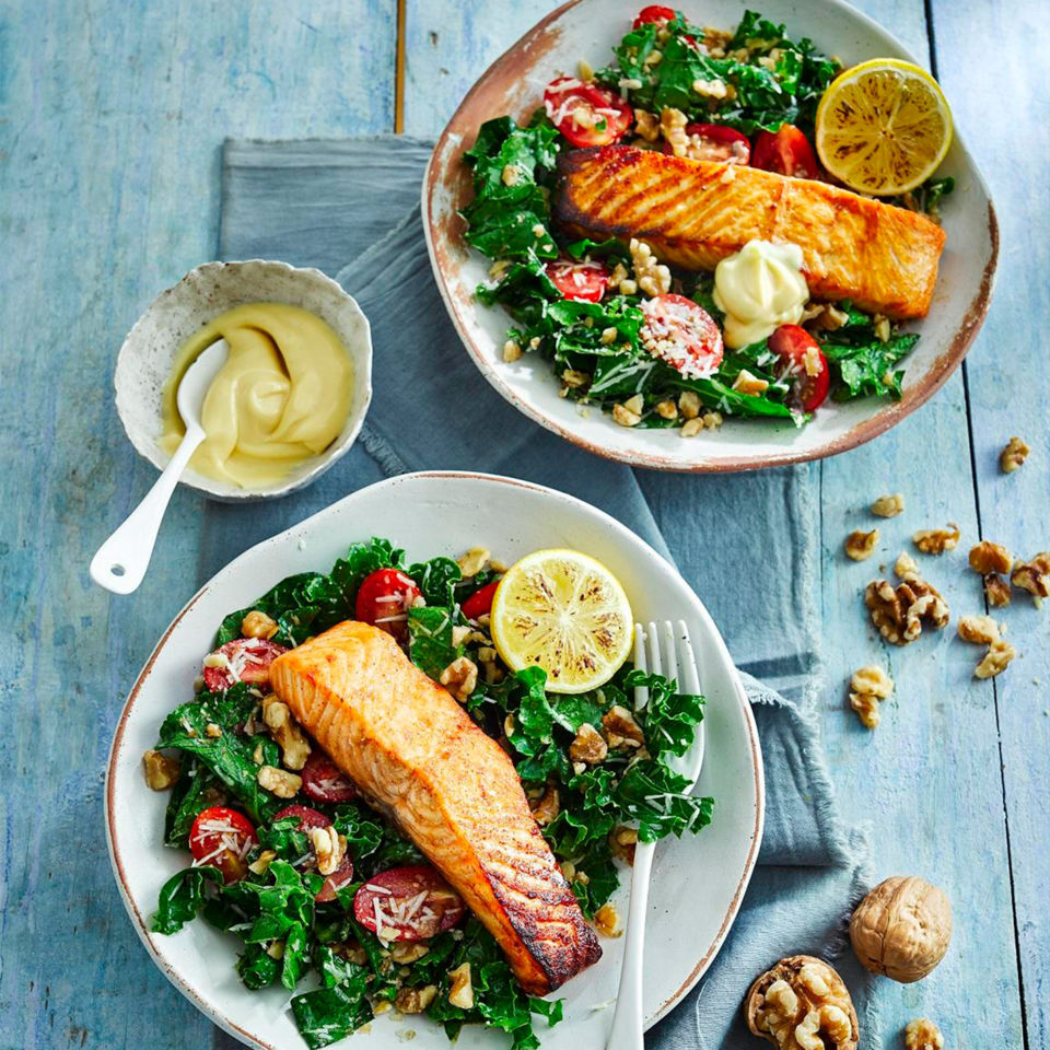 California-Walnut-and-Kale-Salad-with-Grilled-Salmon2