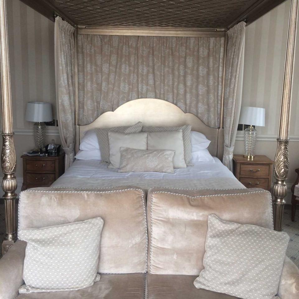 The impressive bedroom