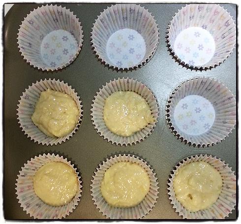 llg-cakes-in-tray.jpg