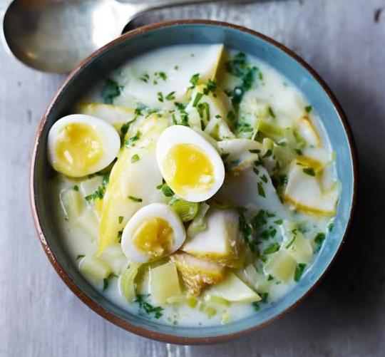 SMOKED_HADDOCK_LEEK_CHOWDER_108942_560_730_75c24345263ef858985fb1b0480a3cea.jpg