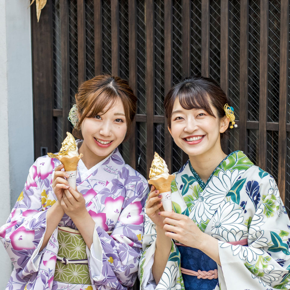 Gold-leaf ices, Kanazawa
