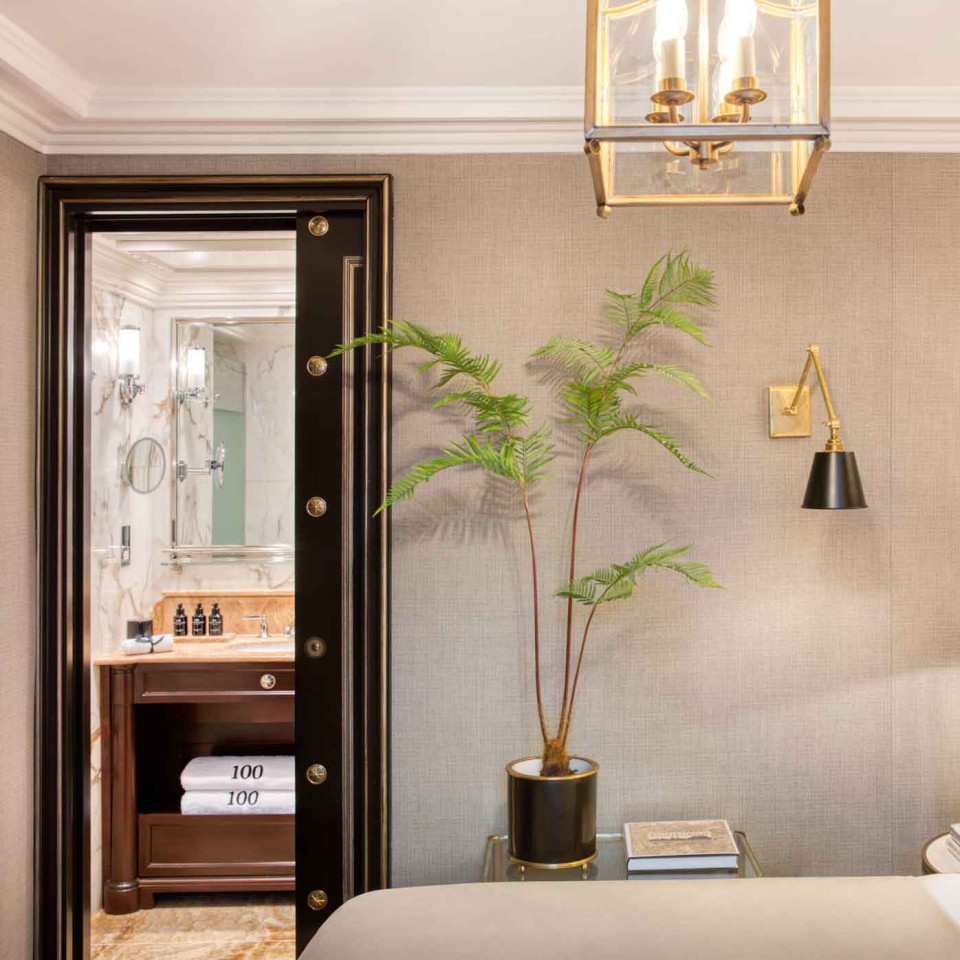 ©100 Princes Street, A Red Carnation Hotel