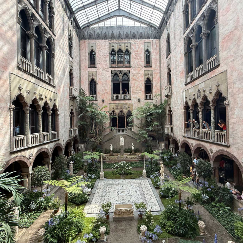 Isabella Stewart Gardner Museum's courtyard garden