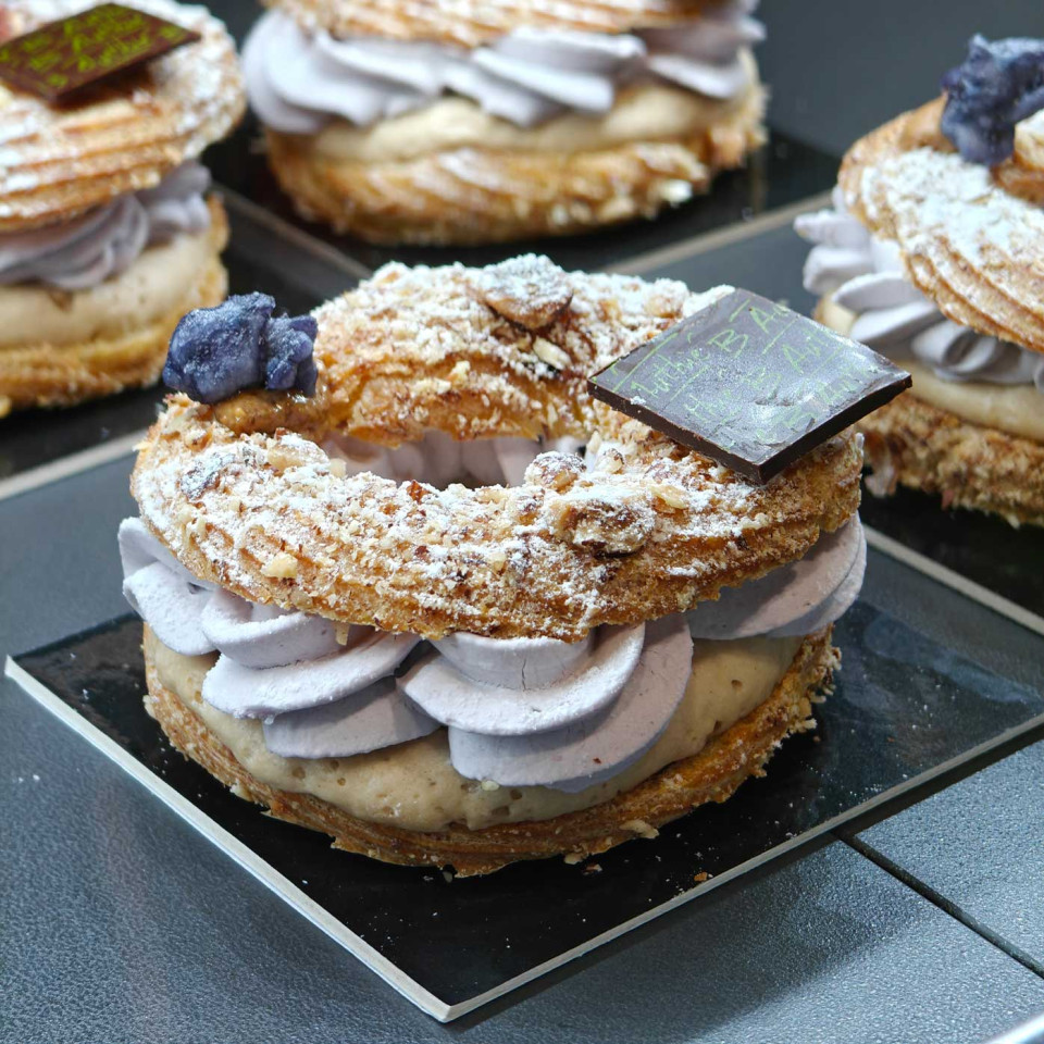 A violet cream-filled ‘Paris-Toulouse’
