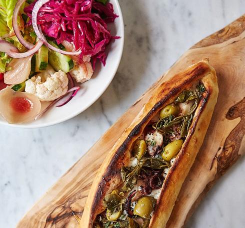 3OKLAVA-ctopus--Ricotta-Pide3.jpg