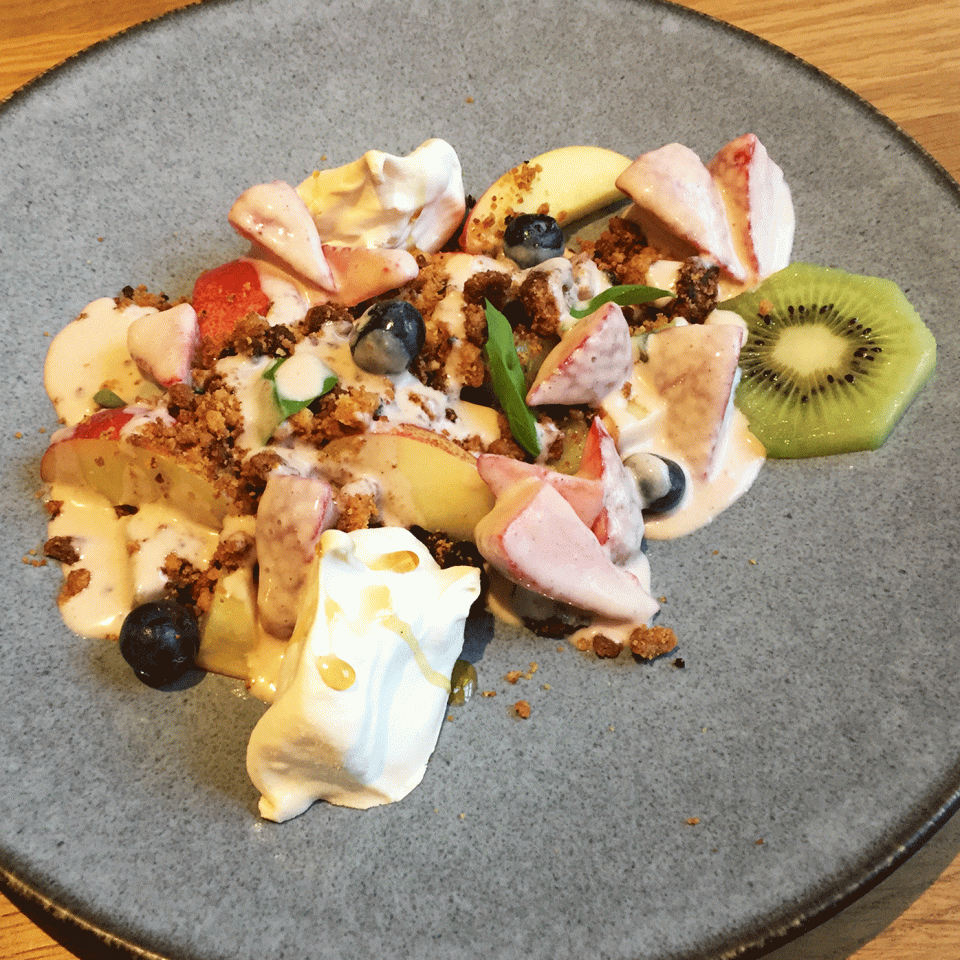 Fruit crumble