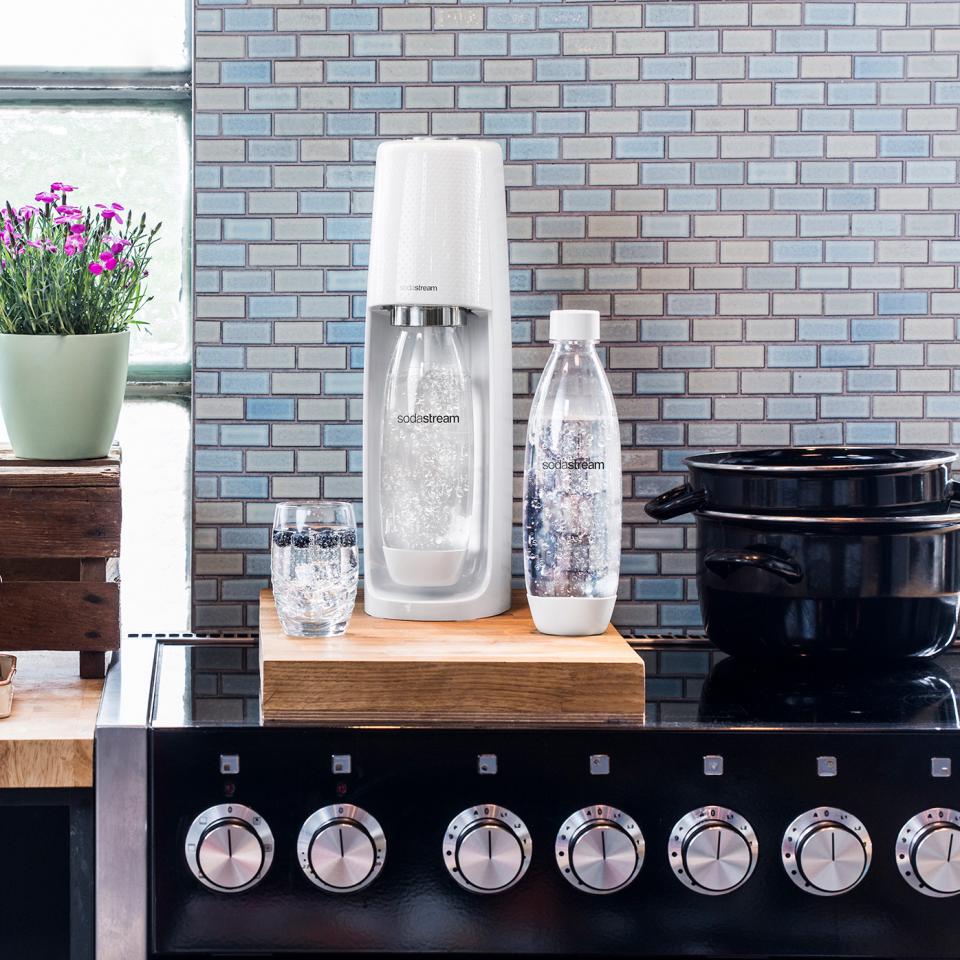 Spirit-White-in-Kitchen-2