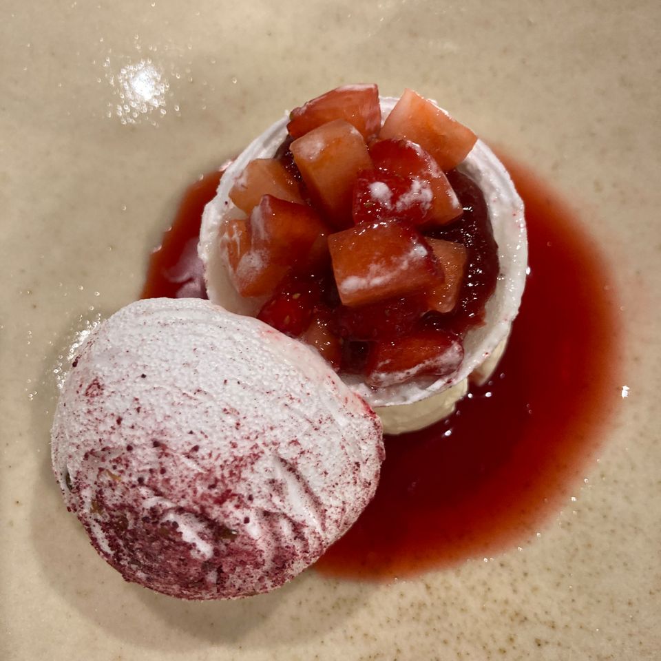 Strawberry and elderflower meringue