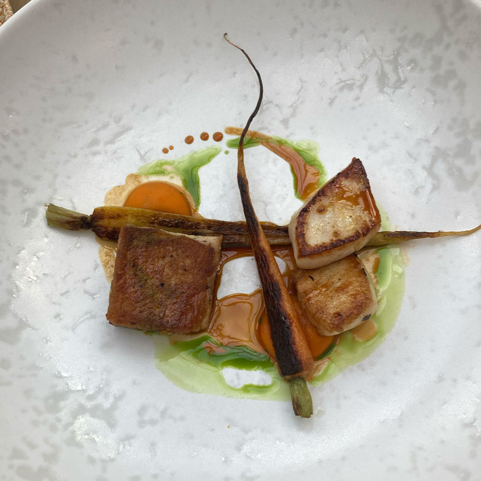 Cassie's scallops with pork belly