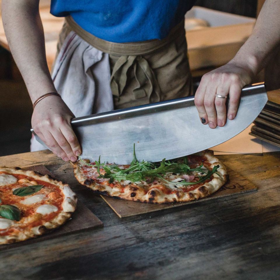 Fresh pizzas at Pizzatipi