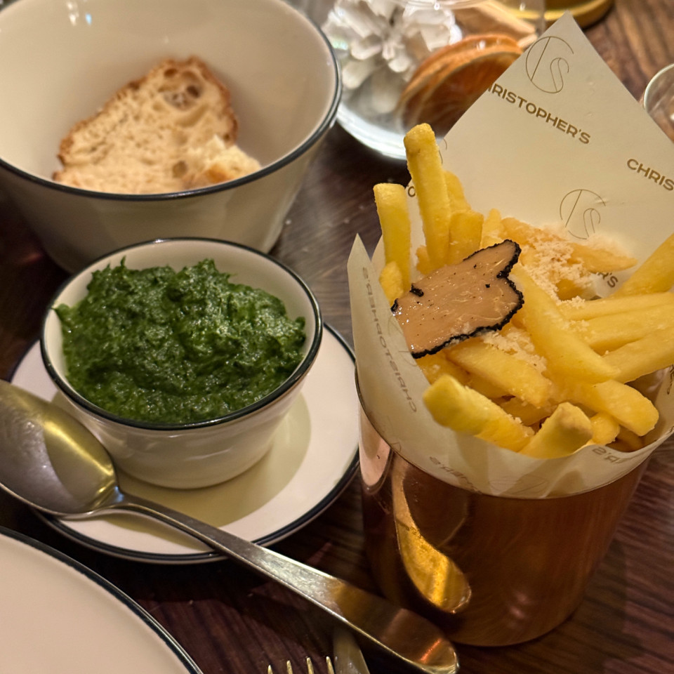Creamed spinach and truffle fries