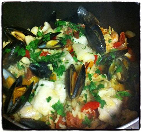 bellas-paella.jpg