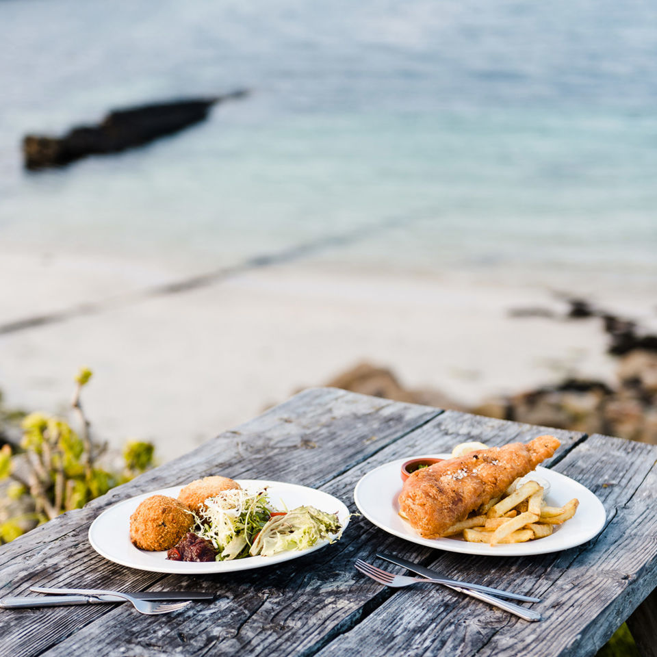 Isles-of-Scilly-Travel-Local-Food-Sea-View