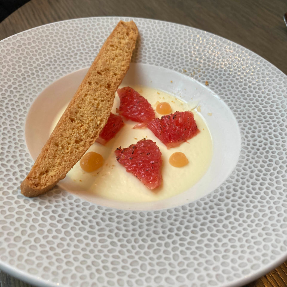 Grapefruit pannacotta