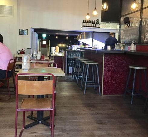 3restaurant.jpg
